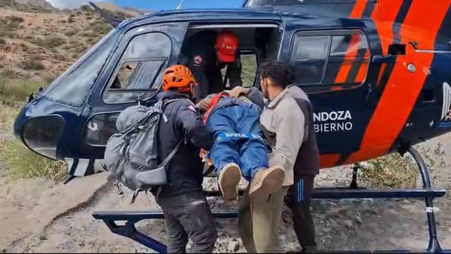 Rescataron a un hombre tras caer de un caballo en Potrerillos.