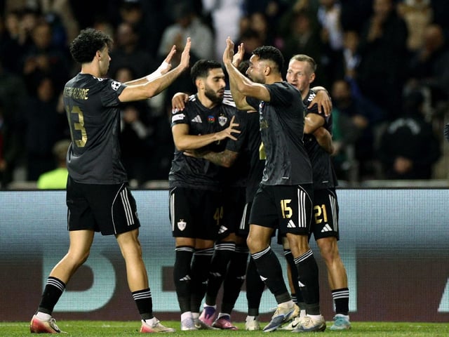 Qarabag, de Azerbaiyán, celebra un tanto. (Foto: Reuters)