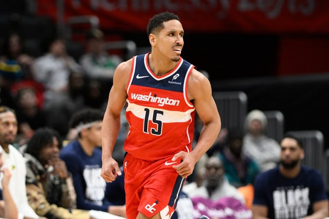 Washington Wizards guard Malcolm Brogdon (15) in action during the first half of an NBA basketball game against the Indiana Pacers, Wednesday, Feb. 12, 2025, in Washington. (AP Photo/Nick Wass)