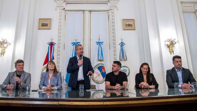 El intendente Javkin ofreció detalles del show de Nicki Nicole y Juan Carlos Baglietto por los 300 años de Rosario