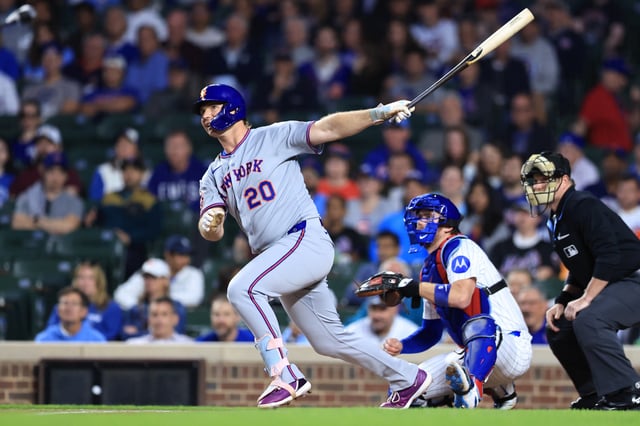 CHICAGO, ILLINOIS - SEPTEMBER 25: Pete Alonso #20 of the New York Mets hits a double during the first inning against the Chicago Cubs at Wrigley Field on September 25, 2025 in Chicago, Illinois. (Photo by Geoff Stellfox/Getty Images)