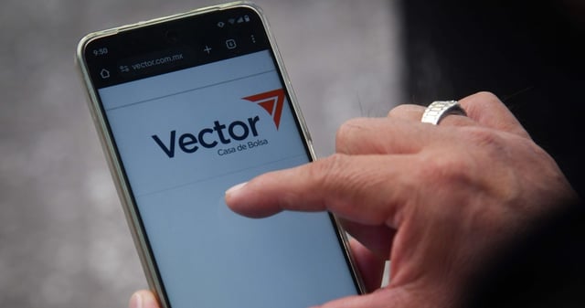 Vector transfiere su cartera y activos de clientes a Finamex. Foto: Mario Jasso, Cuartoscuro