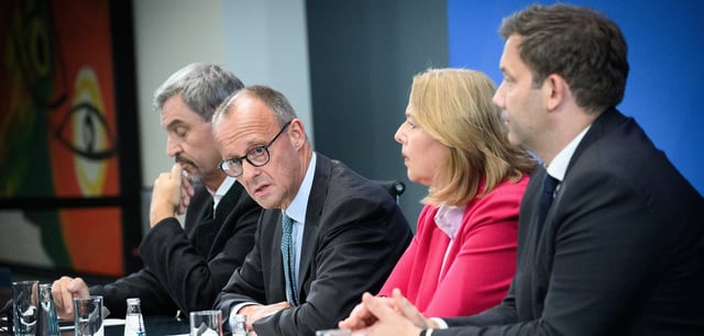 Die Vorsitzenden der Regierungsparteien (von li.): Markus Söder (CSU), Friedrich Merz (CDU), Bärbel Bas (SPD) und Lars Klingbeil (SPD)