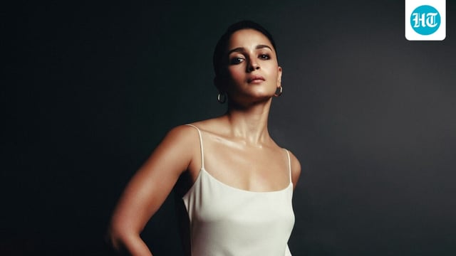 Alia Bhatt revealed she naturally lost weight after pregnancy. 