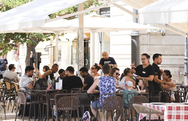 Los servicios han sido la actividad con mejor evolución