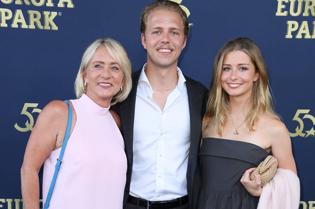 Heidi Beckenbauer mit ihren Kindern Joel und Francesca