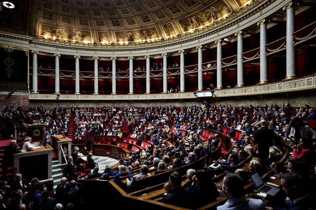 Les députés ont participé à l’élection des membres du bureau de l’Assemblée nationale et des présidents de commission, au Palais Bourbon à Paris, le 1er octobre 2025.