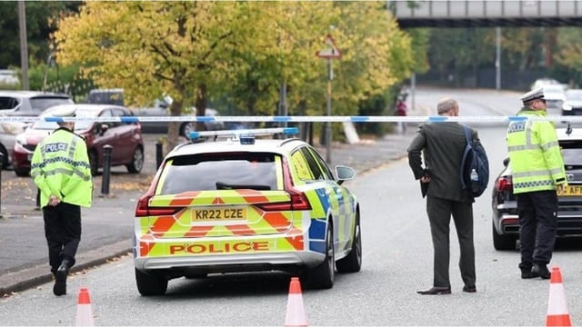 Dos personas murieron tras un fuerte atentado a una sinagoga en Manchester.