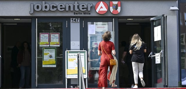 Von den Abgaben wird das Bürgergeld bezahlt