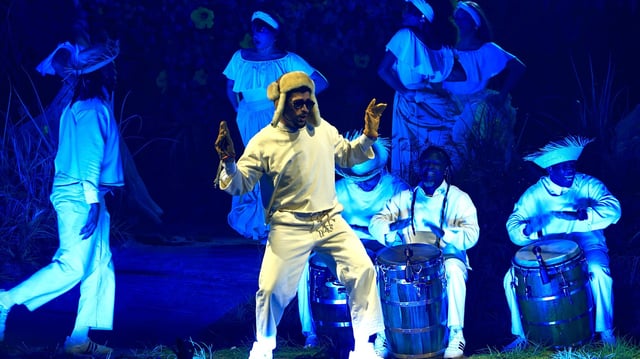 Bad Bunny expresó su alegría por haber sido elegido para actuar en el medio tiempo del Super Bowl 2026. (Foto: Difusión)