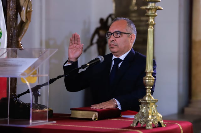 Juan Manuel Cavero Solano sucede en el cargo a Juan José Santiváñez (Foto: Presidencia)