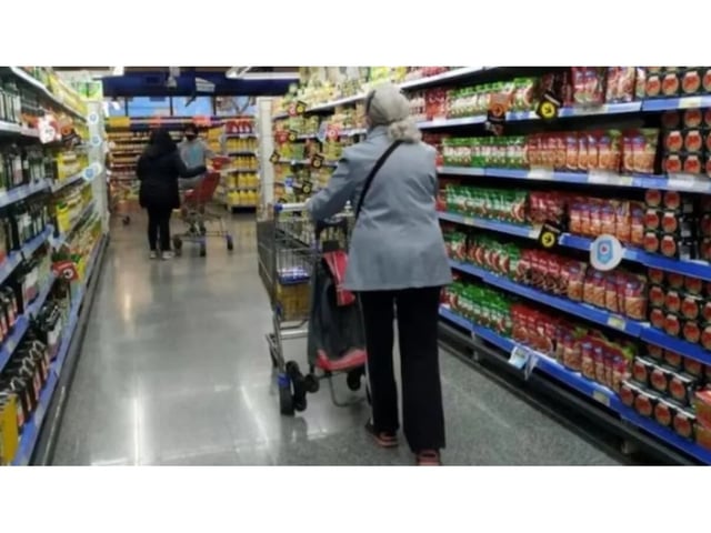 Los ingresos cubren solo un cuarto de sus gastos
