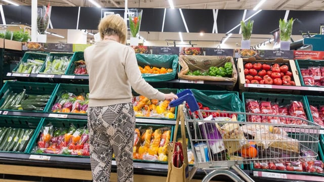 Warm weather boosted sales at Tesco this summer