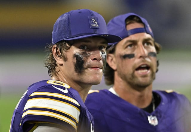 The Vikings' decision to part ways with Sam Darnold and pivot J.J. McCarthy has come under scrutiny by several NFL executives.