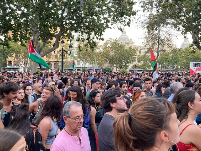 Concentración en València por la interceptación de la Flotilla por parte de Israel