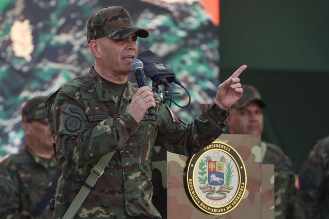 Venezuela dice que activaría una "movilización nacional" si llega a ser agredida por EE.UU.