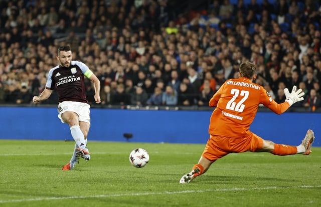 Soccer Football - UEFA Europa League - Feyenoord v Aston Villa - Feyenoord Stadium, Rotterdam, Netherlands - October 2, 2025 Aston Villa's John McGinn scores their second goal REUTERS/Maurice Van Steen
