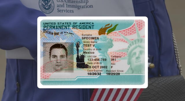 La PEOR NOTICIA para inmigrantes: este ERROR podría costarte la Green Card en Estados Unidos
