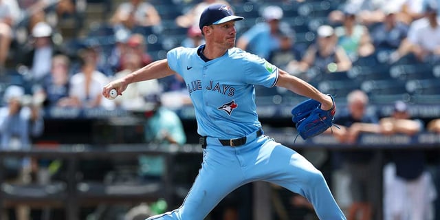 Sep 18, 2025; Tampa, Florida, USA; Toronto Blue Jays starting pitcher Chris Bassitt (40) throws a pitch against the Tampa Bay Rays in the first inning at George M. Steinbrenner Field. Mandatory Credit: Nathan Ray Seebeck-Imagn Images