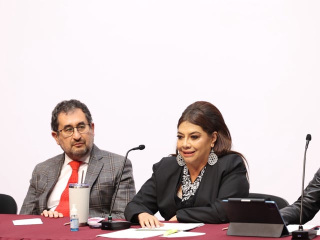 Apoyo de 8 mil 500 pesos a mayores de 30 años en CDMX.