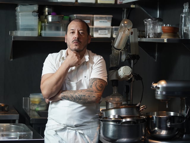 Ciudades
Laboratorios en restaurantes
Laboratorio I + D
Gonzalo Aramburu , Chef y dueño de Restaurante Aramburu
Foto Guillermo Rodriguez Adami