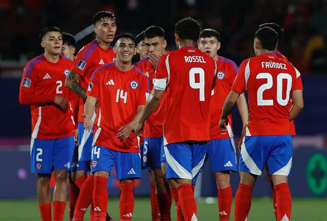 Partidos de hoy, viernes 3 de octubre: revisa la programación completa del Fútbol En vivo que se juega en el día. | Crédito: @laroja / Instagram