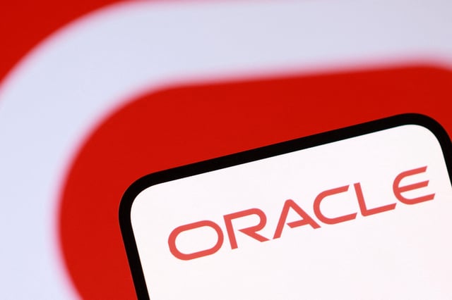 Oracle logo is seen in this illustration taken September 9, 2025. REUTERS/Dado Ruvic/Illustration