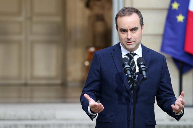 «J'ai décidé de renoncer à l'article 49.3 de la constitution», annonce Sébastien Lecornu depuis Matignon