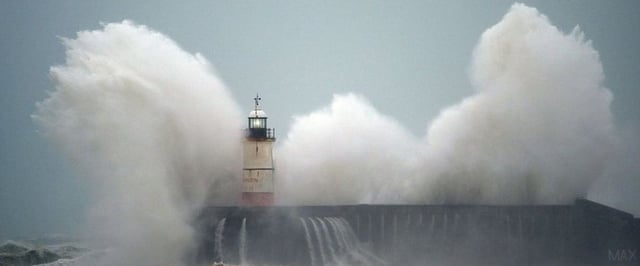 Pluies soutenues, rafales brutales, mer forte avec houle de trois à quatre mètres sont attenrues ce week-end.