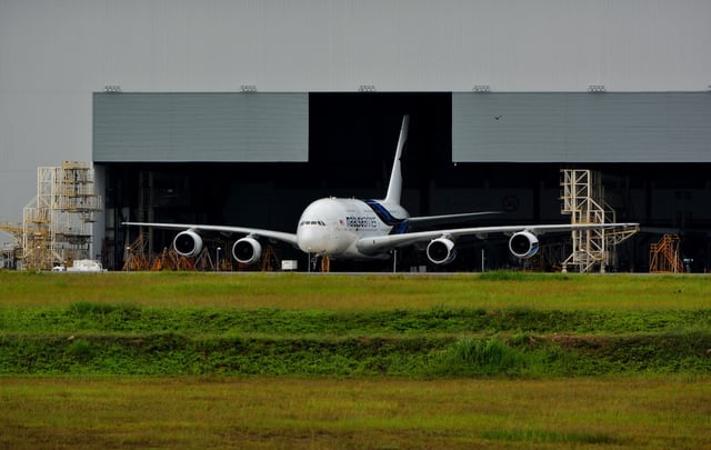A Malaysia Airlines A380 (Photo: Shutterstock | Radzuan Ismail)