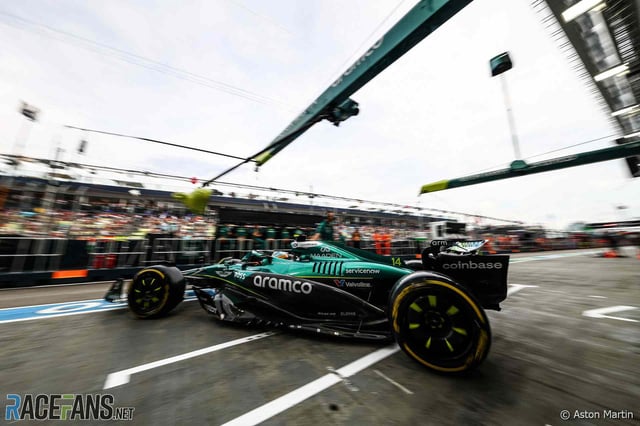 Fernando Alonso, Aston Martin, Singapore, 2025