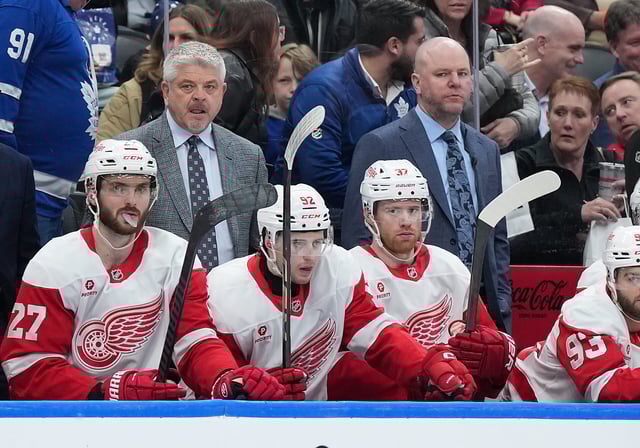 Detroit Red Wings head coach Todd McLellan (Nick Turchiaro-Imagn Images)