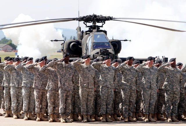All branches of the U.S. military have hit their recruiting goals for the first time in four years. An expert in military recruitment and readinesscredited an increased visibility of the military and wider job trends with boosting recruiting and retention. (MICHAEL PROBTS/AP FILE)