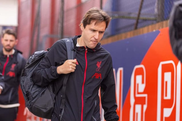 LONDON, ENGLAND - Saturday, September 27, 2025: Liverpool's Federico Chiesa arrives before the FA Premier League match between Crystal Palace FC and Liverpool FC at Selhurst Park. (Photo by David Rawcliffe/Propaganda)