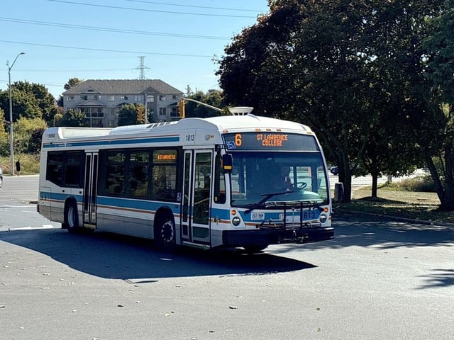 The Number 6 bus arrives at the Cataraqui Centre in Kingston, Ont. on Friday, October. 3, 2025.