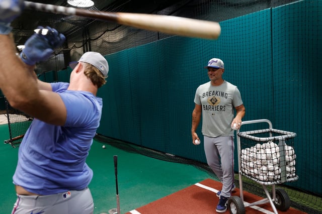 SAN FRANCISCO, CA - JULY 27: Hitting Coach Eric Chavez #61 of the New York Mets in the indoor batting cage before the game against the San Francisco Giants at Oracle Park on July 27, 2025 in San Francisco, California. The Mets defeated the Giants 5-3. (Photo by Michael Zagaris/Getty Images)