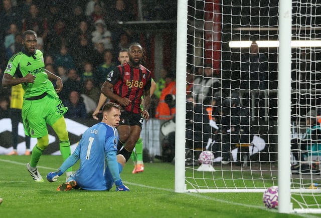 Soccer Football - Premier League - AFC Bournemouth v Fulham - Vitality Stadium, Bournemouth, Britain - October 3, 2025 AFC Bournemouth's Antoine Semenyo scores their first goal REUTERS/Ian Walton
