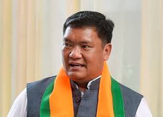 Pema Khandu