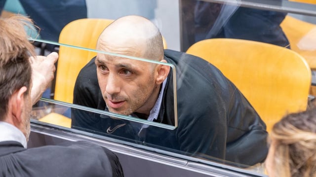 Cédric Jubillar, devant les assises du Tarn.