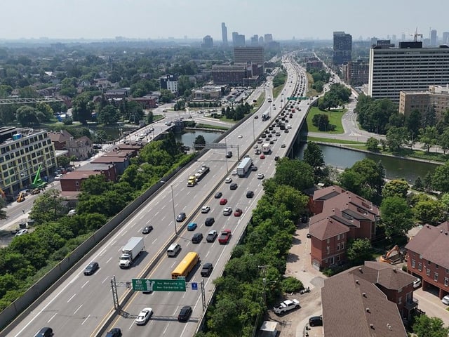 Highway 417 looking east.