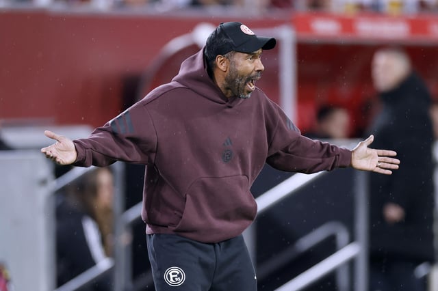 Daniel Thioune steht vor dem Aus als Düsseldorf-Coach.