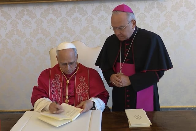 León XIV firma la exhortación apostólica "Dilexi te" sobre el amor hacia los pobres