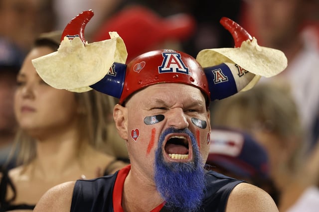 What channel is the Arizona vs Oklahoma State game on today? Here's how to watch the Big 12 football game on Saturday, Oct. 4, 2025.