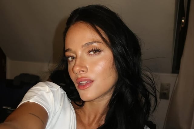 Tras anunciar su embarazo, Oriana Sabatini mostró su pancita de cuatro meses (Foto: Instagram @orianasabatini)