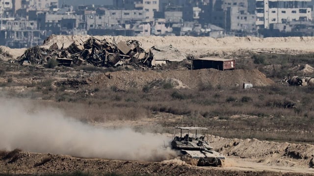Un tank israélien, dans la bande de Gaza, près de la frontière avec Israël, le 28 septembre.