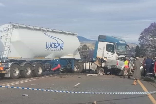 The wreck of the truck in KZN. Picture: X/@_NMabaso