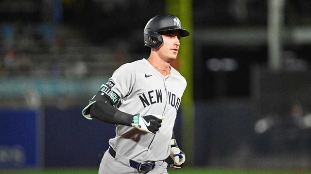 Aug 19, 2025; St. Petersburg, Florida, USA; New York Yankees left fielder Cody Bellinger (35) rounds the bases after hitting a solo home run in the first inning against the Tampa Bay Rays at George M. Steinbrenner Field. Mandatory Credit: Jonathan Dyer-Imagn Images