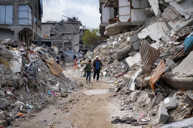 Hamás denunció que Israel sigue bombardeando Gaza y acusó a Netanyahu de mentir sobre la ofensiva (AP Foto/Abdel Kareem Hana)