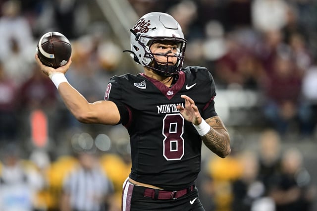 Keali'i Ah Yat #8 of the Montana Grizzlies throws a pass during the second quarter against the Idaho Vandals at Washington-Grizzly Stadium on September 27, 2025 in Missoula, Montana.