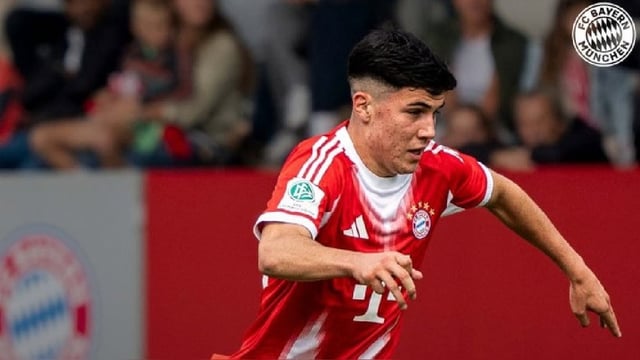 Felipe Chávez en acción con Bayern Munich.